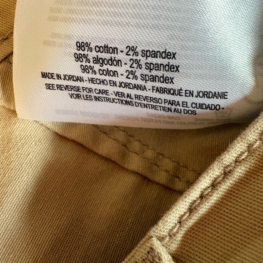 Gloria Vanderbilt NWT Dusty Sand Cargo Capri Utility Rolled Hem - Picture 8 of 9